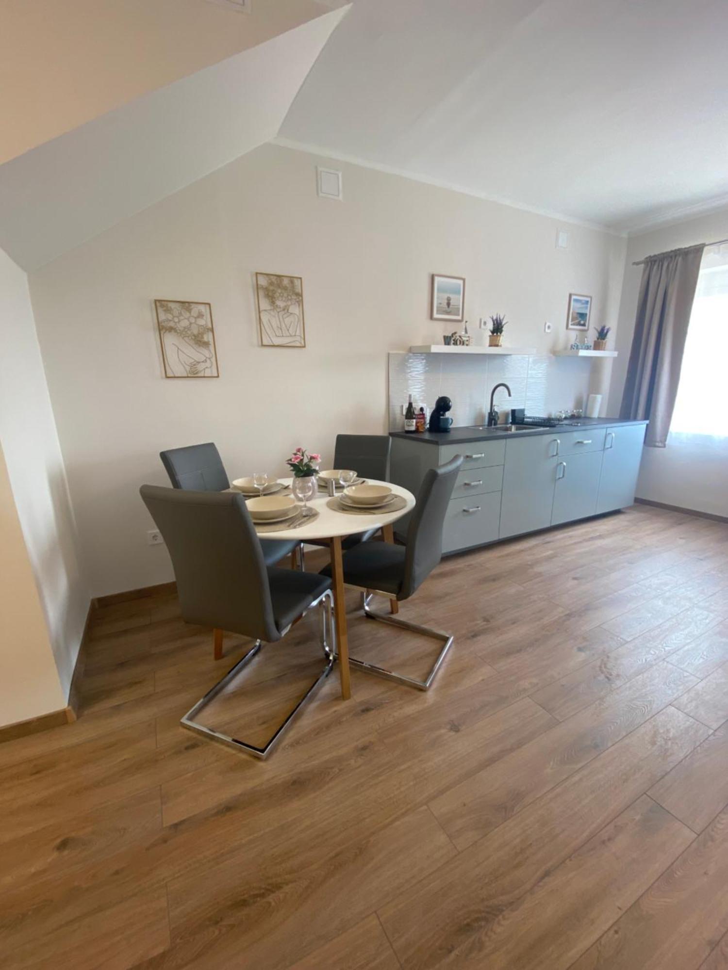 Azur Panorama Apartman Alsoors Ngoại thất bức ảnh