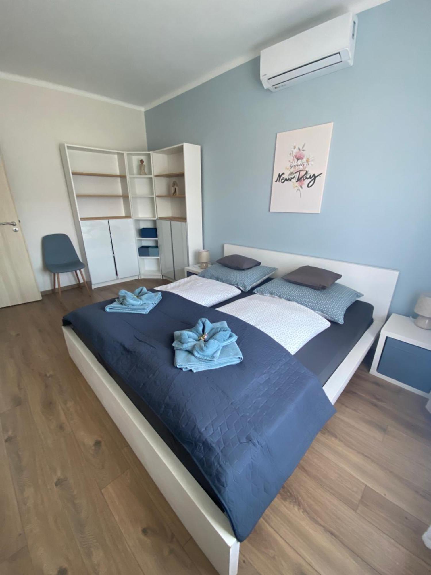 Azur Panorama Apartman Alsoors Ngoại thất bức ảnh